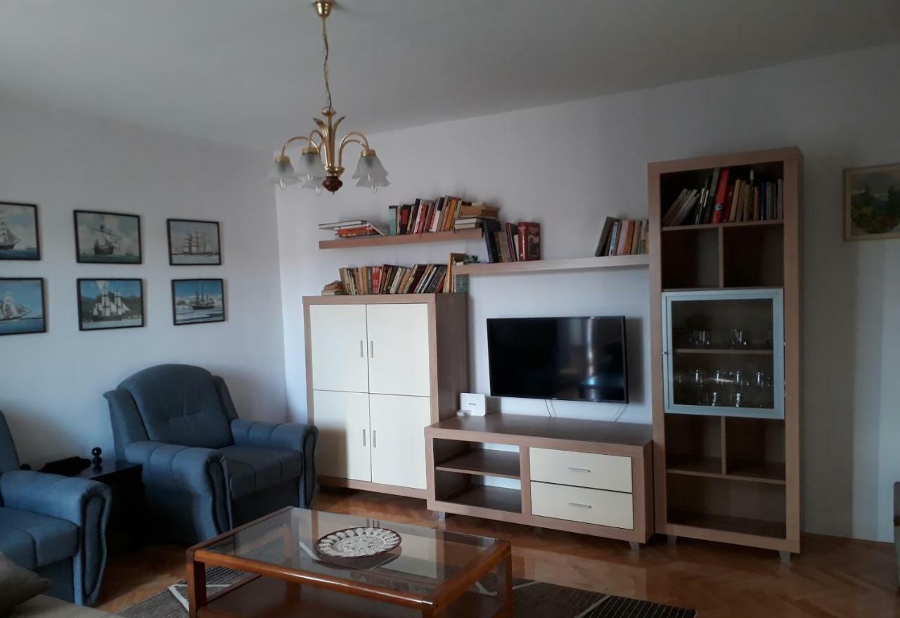 Apartman Buble Трогир Экстерьер фото